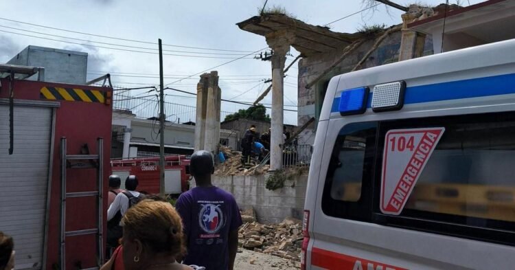 Collapse: Two elderly people die when a doorway collapses in Lawton
