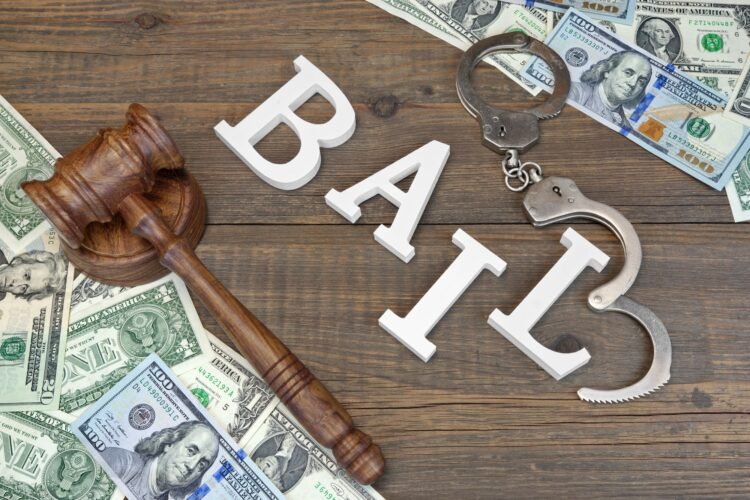Vendor on $10 000 bail over wounding charge