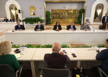 They set the installation of the political and civil guarantees table for October