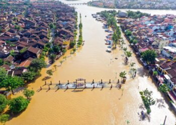 These Nations Will Be Underwater, And 600,000 People Will Leave