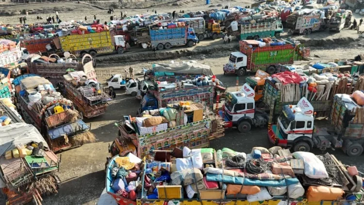 Yesterday, 250 families of Afghan refugees returned to the country