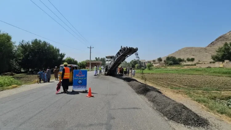 The reconstruction of 18 km road has started in Laghman