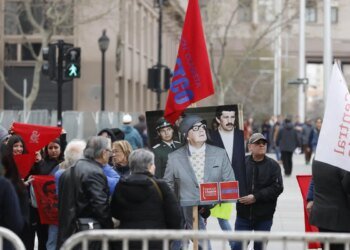 Chile remembers Salvador Allende while José Antonio Kast avoids official tributes