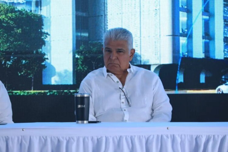 Mulino vetoes the bills on discounts for retirees and objects to the internal regulations of the Assembly