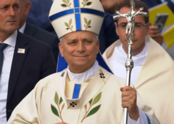 800,000 attend Pope Leo’s first visit to France in almost 20 years