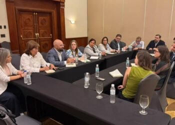 AN 2015 met with HRW to address the situation of human rights and political prisoners