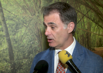 New U.S. Ambassador Bauer Bridges Political Divide