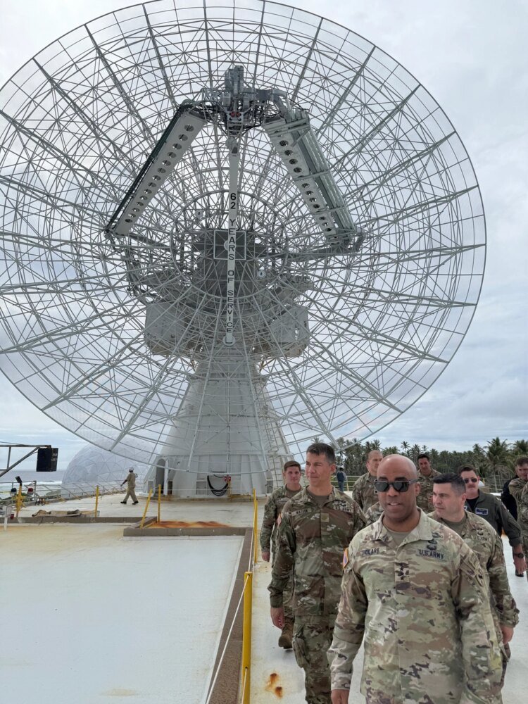 DVIDS – Images – USARPAC Commanding General, GEN Clark gets a puls check on U.S. Army Kwajalein Atoll [Image 21 of 23]