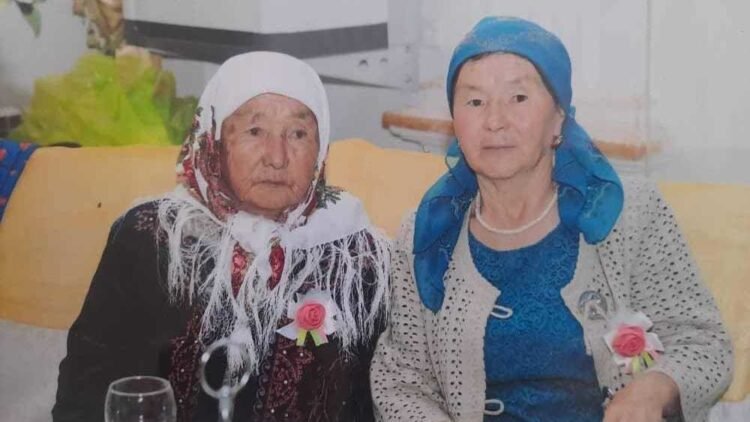Toguzunchu kyz bolup torolgon kyzga Taaryndyk ysymy koyulgan son, artynan 5 uul kelgen uy-bulo