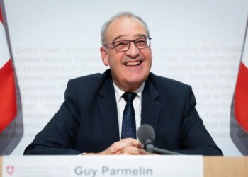Swiss president calls for generational change in his succession