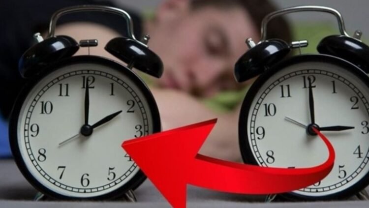 Clocks change tonight, hands go back one hour – EU still no deal to end seasonal change