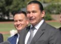 After days of giving French-only answers in legislature, Kinew wants schools to cover ’80s language battle