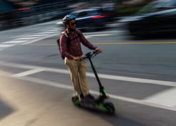 Montreal borough tightens rules on e-scooters as youth injuries skyrocket