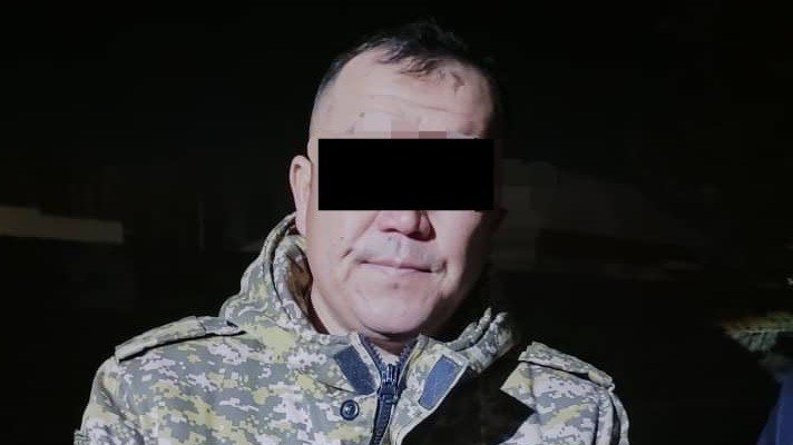 In Batken, a military registration and enlistment office employee was detained for extorting money from a conscript dismissed from service for health reasons.