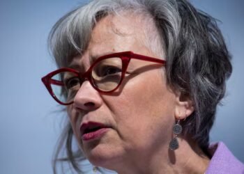 B.C. NDP caucus taps Jennifer Whiteside to be new interim leader