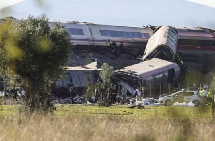 The number of deaths from the train accident in Spain rises to 74