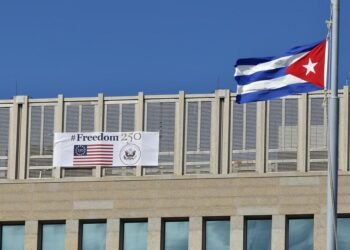 Havana: The word “freedom” on the facade of the US Embassy