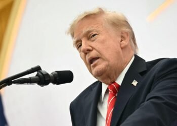 Podcast: Trump Squeezes In Ambassador Nominations Before Midterms | The Lighthouse
