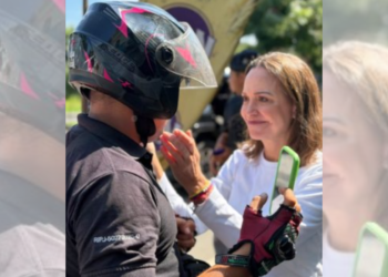 María Corina Machado toured La Guaira for the first time after her return