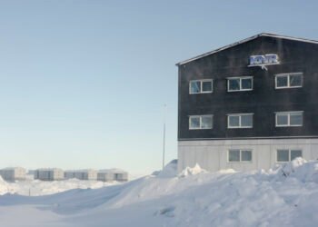 Naalakkersuisoq defends KNR’s earnings from paid advertising