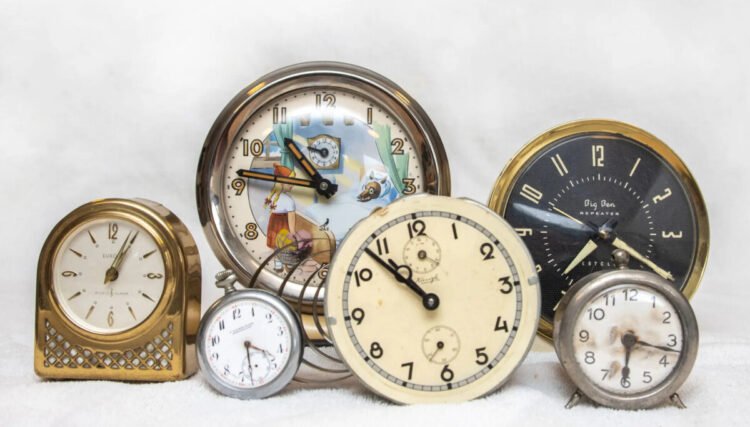 THE BATTLE FOR THE DETERMINATION OF TIME Overview: What happens to time?