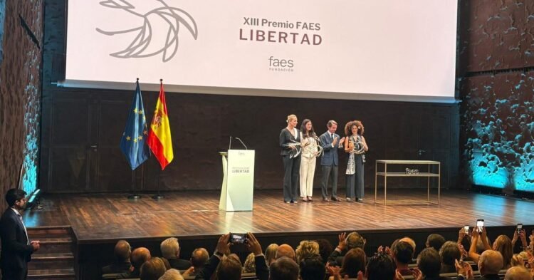 Award: Rosa María Payá receives the FAES Freedom Award in Madrid