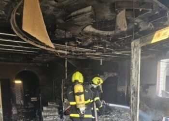 Two die, six injured in Al Awabi house fire