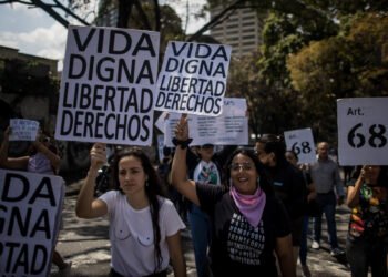 Systematic discrimination against women leaders in Venezuela