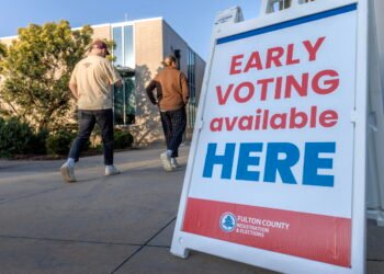 Polls anticipate a severe setback for Trump in the midterms