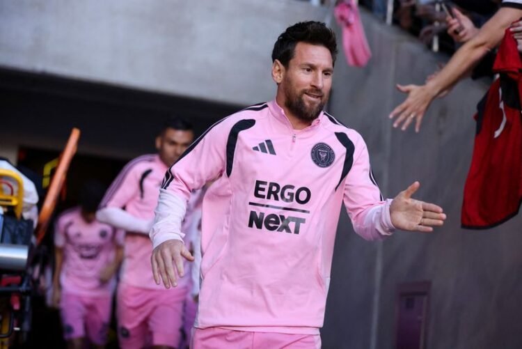 Football: Soccer-Messi becomes the majority owner of Spanish club Eldense