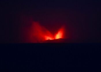 Indonesia’s Anak Krakatau: Residents, visitors told to observe 2km exclusion zone