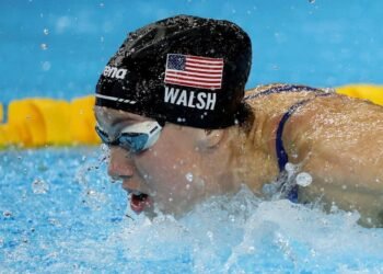 Swimming: Swimming-Walsh surprised by 50m freestyle short course world record
