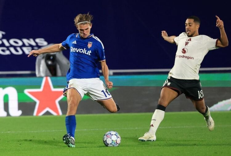 Football: Soccer-Rice rescues Arsenal at Bayern as Real Madrid hit four
