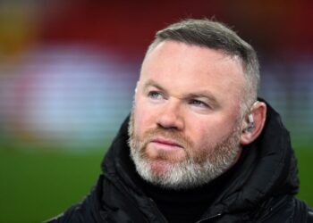 Football: Soccer-Rooney labels Man United players ‘selfish’ after Fernandes criticism