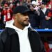 Football: Soccer-Bayern coach Kompany taken to hospital after collapsing during training session