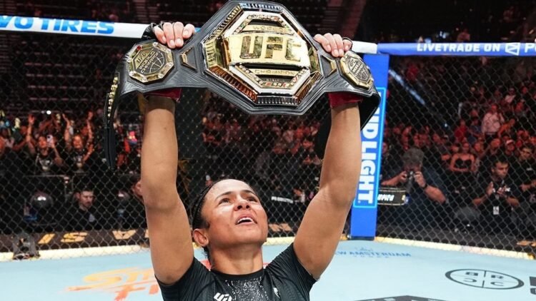 Brazilian Natalia Silva won the UFC championship belt, which previously belonged to Valentina Shevchenko