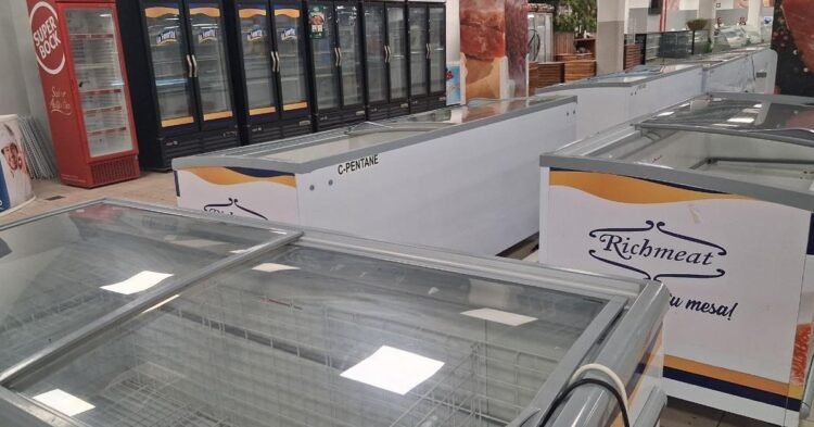 Havana: 3rd and 70 goes from luxury in dollars to empty refrigerators