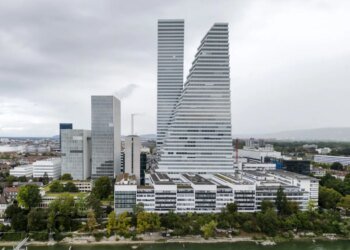 Swiss pharma giant Roche presents positive data on eye disease drug