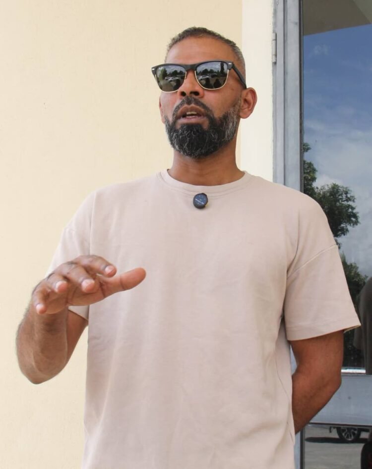 Mohammed defends $5 market washroom fee