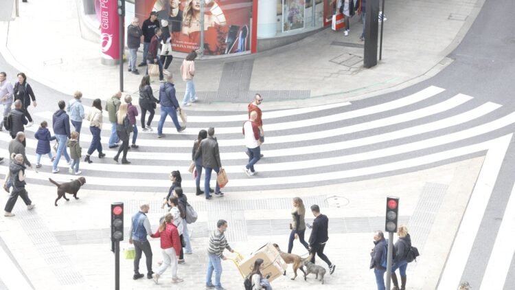 Andorra reaches 90,122 inhabitants in September 2026 due to the increase in South Americans