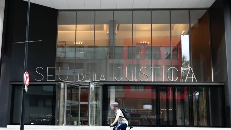 Petition for four months of arrest in Andorra for a boss who allegedly sexually harassed a female worker
