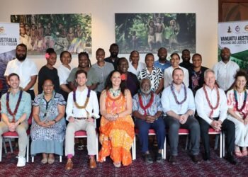 Local trainers strengthen Vanuatu’s legal advocacy skills with Australian support