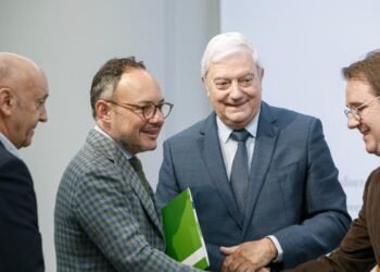 The Government and employers create a permanent secretariat to prepare companies for the agreement with the EU
