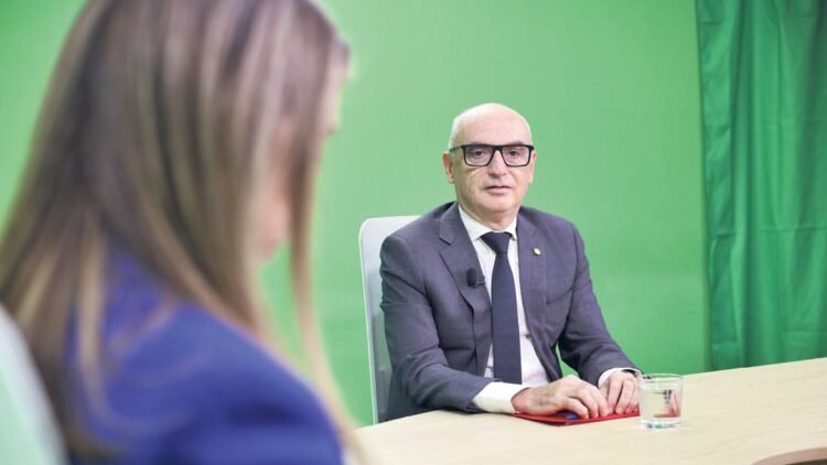 Lladós demands from the communes more investment in the public housing stock
