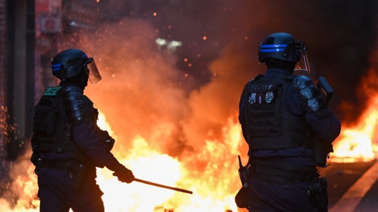 Protests in France: the repression and riots of the demonstrations mark the prelude to the 2027 presidential elections