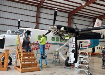 Gov't eyes more Twin Otters and ATR