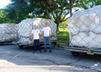Donations: Flight with humanitarian aid from the US arrives in Matanzas