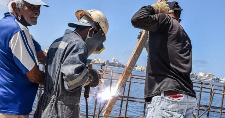 Economy: The average state salary does not reach 10 dollars in Cuba
