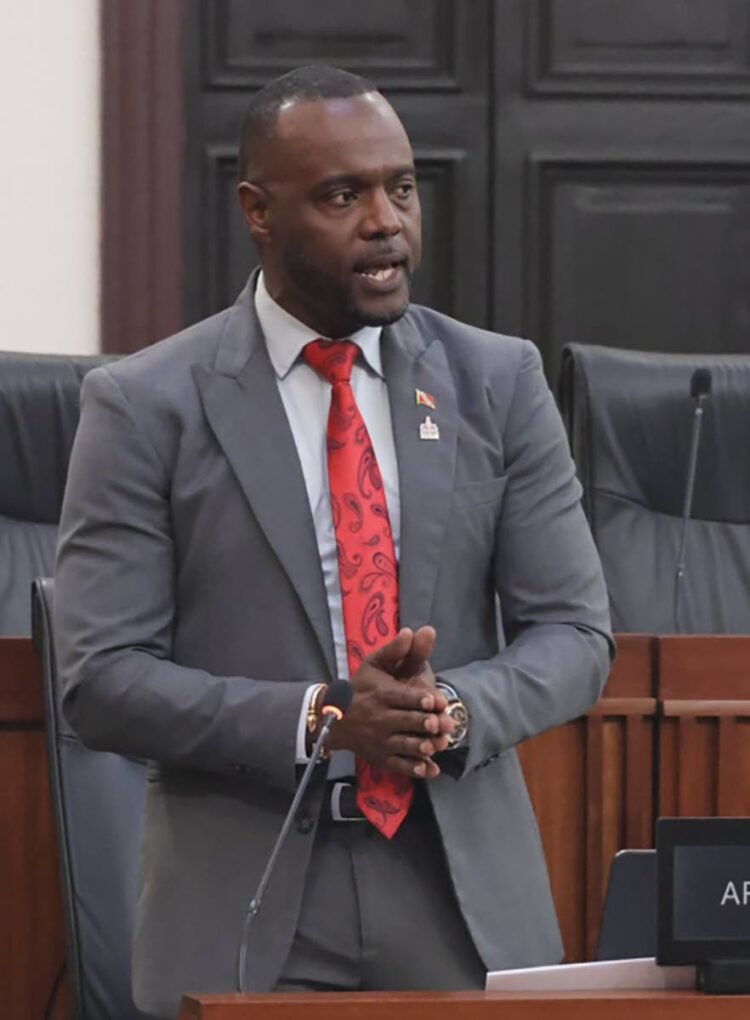 PGonzales claims workers deliberately starving communities to facilitate water trucking racket; calls for police intervention