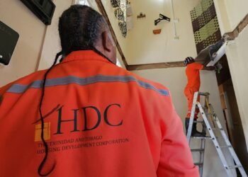 HDC apartment floor gives way, sending bedroom crashing downstairs
